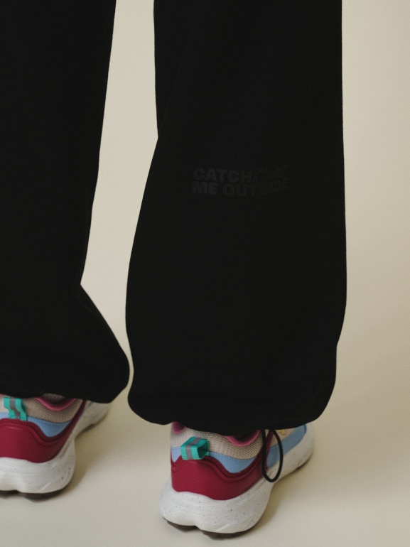 Dziewczęce spodnie dresowe 4F 4FJRSS26TTROF1869 - czarne