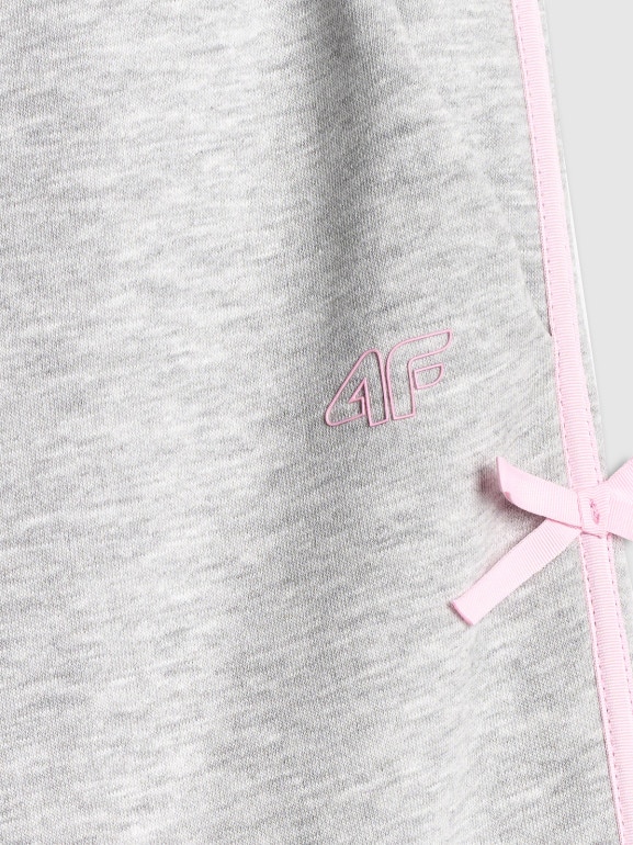 Dziewczęce spodnie dresowe 4F 4FJRSS26TTROF1879 - szare
