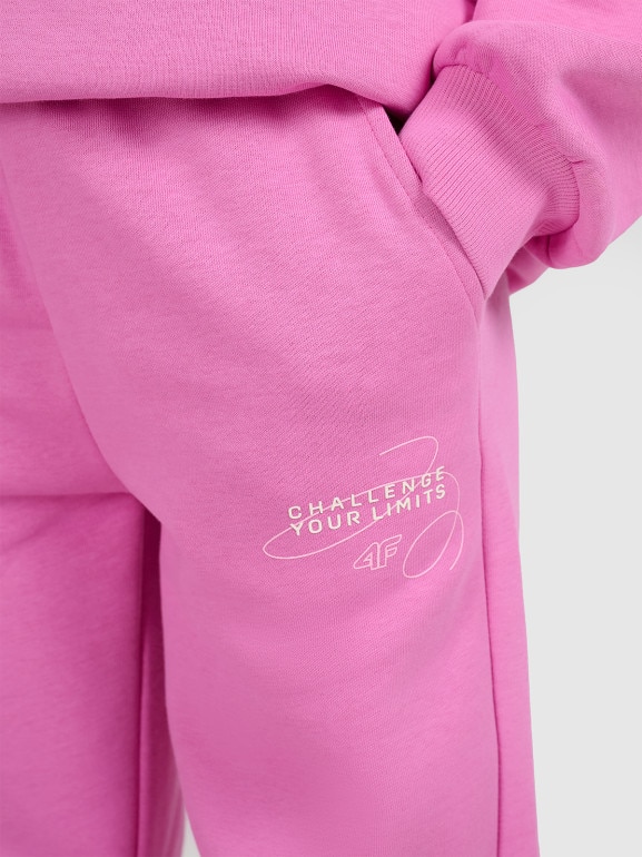 Dziewczęce spodnie dresowe 4F 4FJWAW25TTROF1248 - różowe