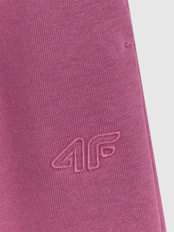 Dziewczęce spodnie dresowe joggery 4F 4FJRAW25TTROF1616 - fioletowe