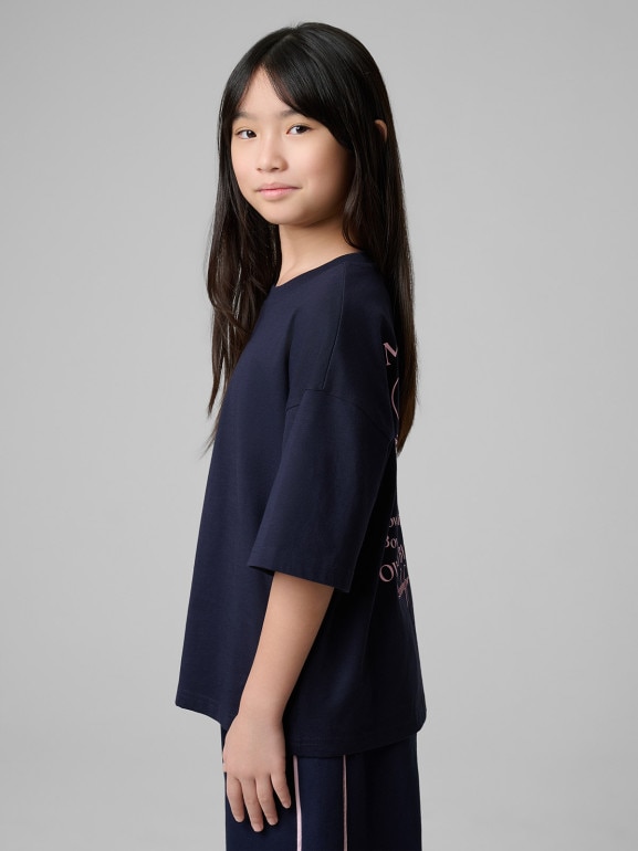 Dziewczęcy t-shirt z nadrukiem 4F 4FJRSS26TTSHF3690 - granatowy