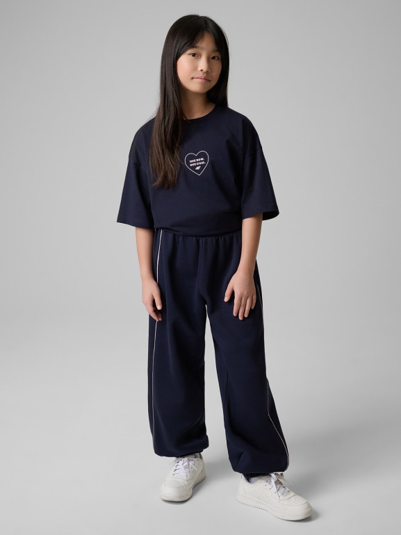 Dziewczęcy t-shirt z nadrukiem 4F 4FJRSS26TTSHF3690 - granatowy