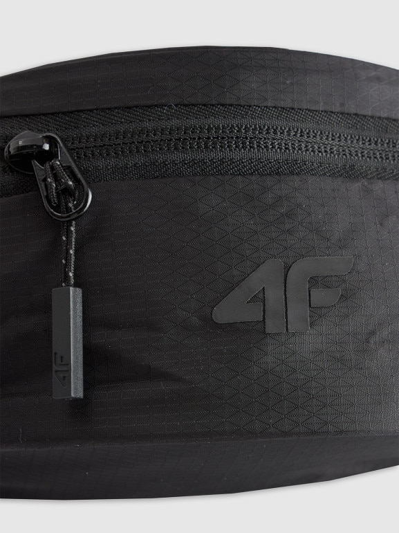 Saszetka nerka dziecięca 4F 4FJRAW25AWAIU150 - czarna