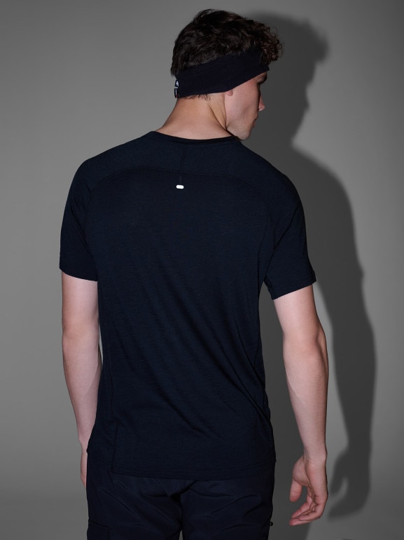 Męska koszulka trekkingowa 4F 4FWAW25TFTSM1526 - czarna