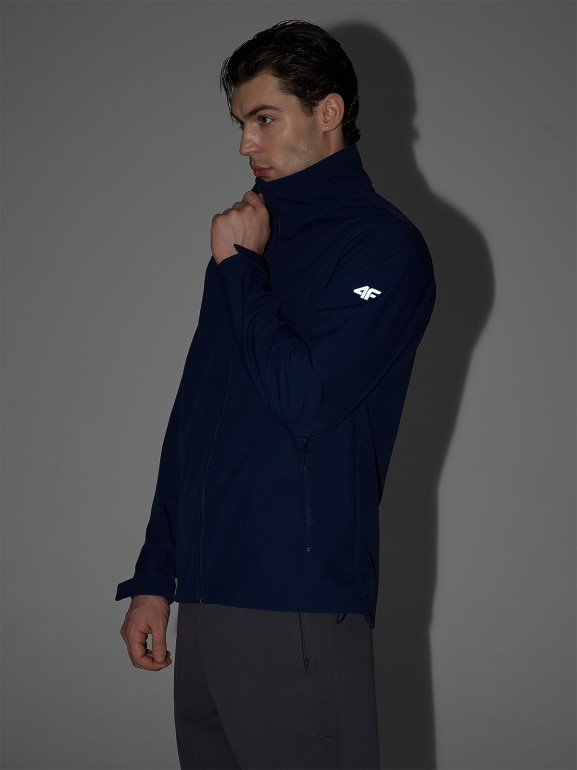 Męska kurtka softshell wiatroodporna 4F 4FWSS26TSOFM548 - granatowa