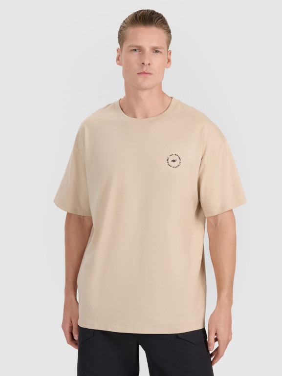 Męski t-shirt oversize z nadrukiem 4F 4FRSS25TTSHM2991 - beżowy