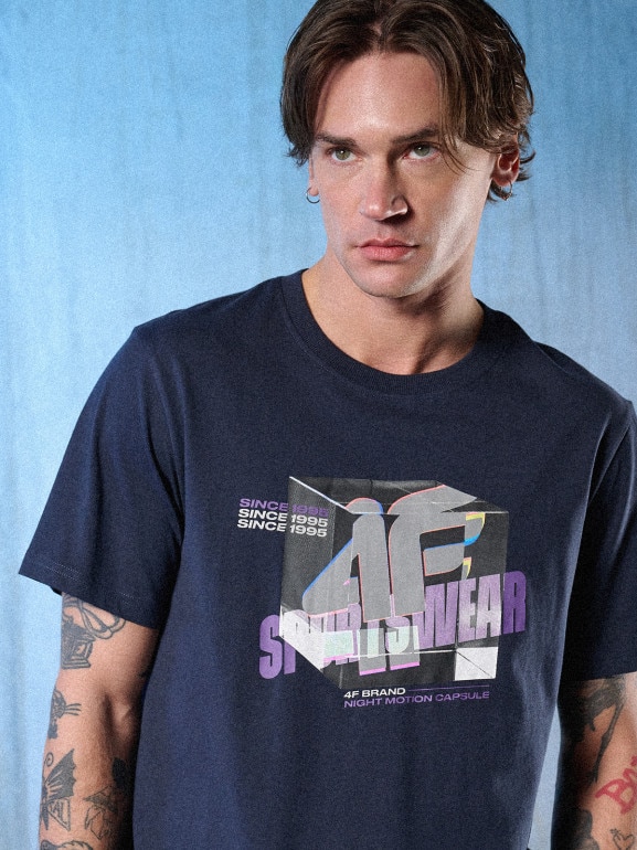 Męski t-shirt z nadrukiem 4F 4FRSS26TTSHM3657 - granatowy