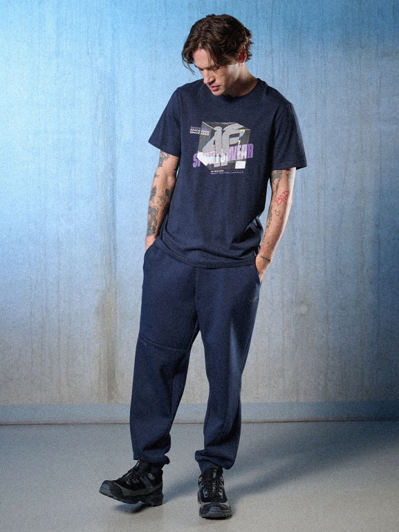 Męski t-shirt z nadrukiem 4F 4FRSS26TTSHM3657 - granatowy
