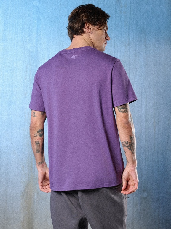 Męski t-shirt z nadrukiem 4F 4FRSS26TTSHM3659 - fioletowy