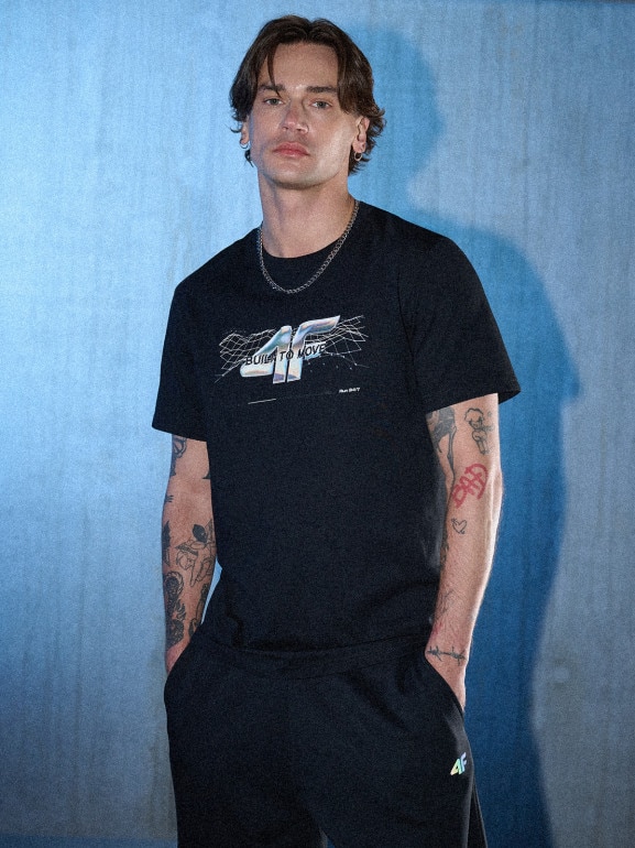 Męski t-shirt z nadrukiem 4F 4FRSS26TTSHM3662 - czarny