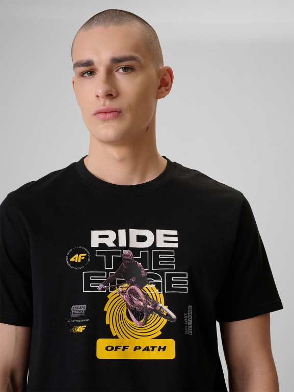 Męski t-shirt z nadrukiem 4F 4FRSS26TTSHM3874 - czarny
