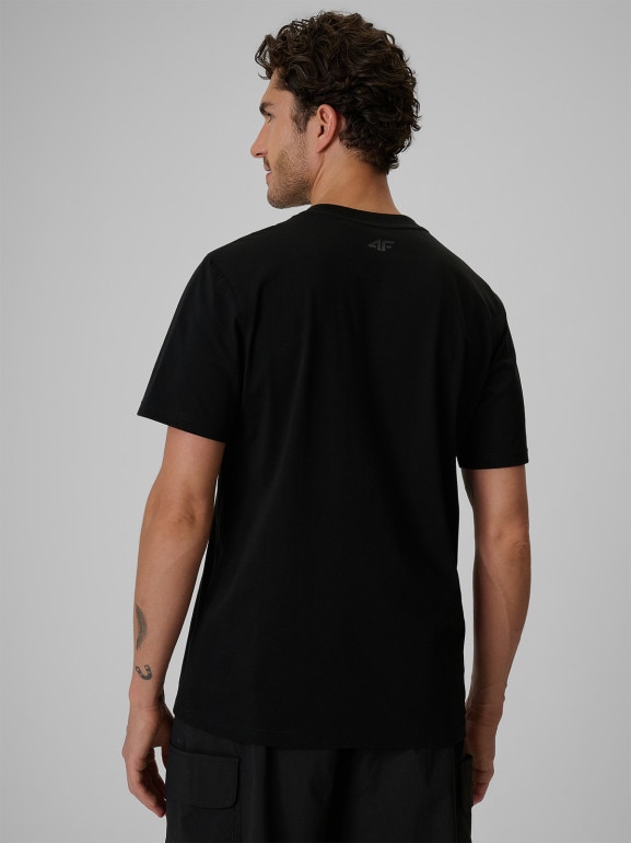 Męski t-shirt z nadrukiem 4F 4FRSS26TTSHM4228 - czarny