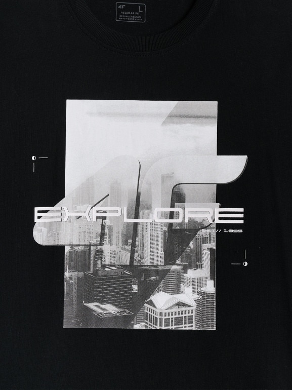Męski t-shirt z nadrukiem 4F 4FWSS26TTSHM2660 - czarny