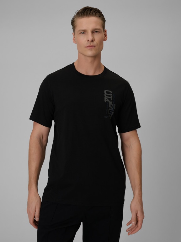 Męski t-shirt z nadrukiem 4F 4FWSS26TTSHM2665 - czarny
