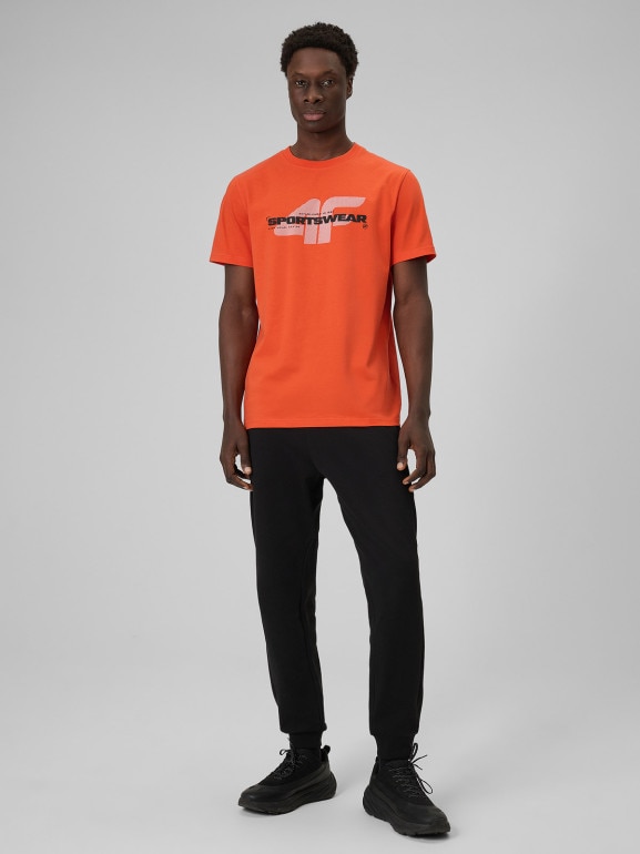 Męski t-shirt z nadrukiem 4F 4FWSS26TTSHM2666 - pomarańczowy