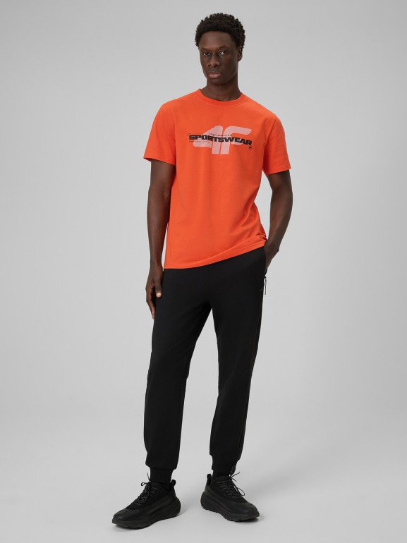 Męski t-shirt z nadrukiem 4F 4FWSS26TTSHM2666 - pomarańczowy