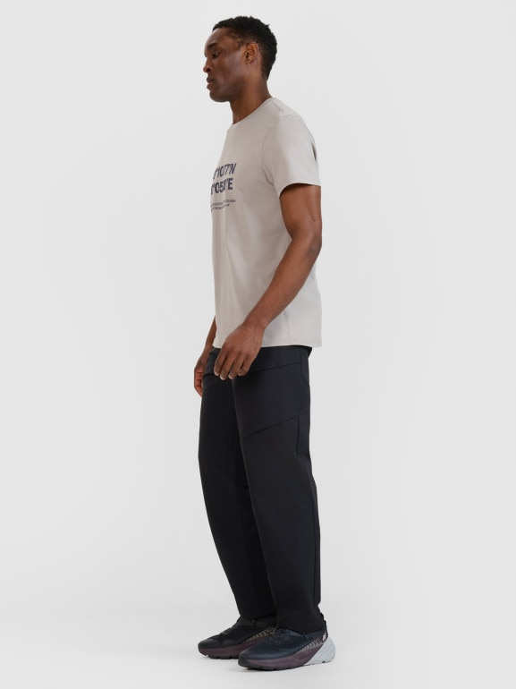 Męskie spodnie casual 4F 4FWSS25TTROM0998 - czarne