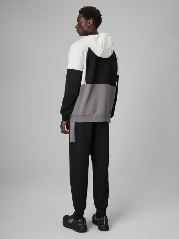 Męskie spodnie dresowe joggery 4F 4FRSS26TTROM1903 - czarne