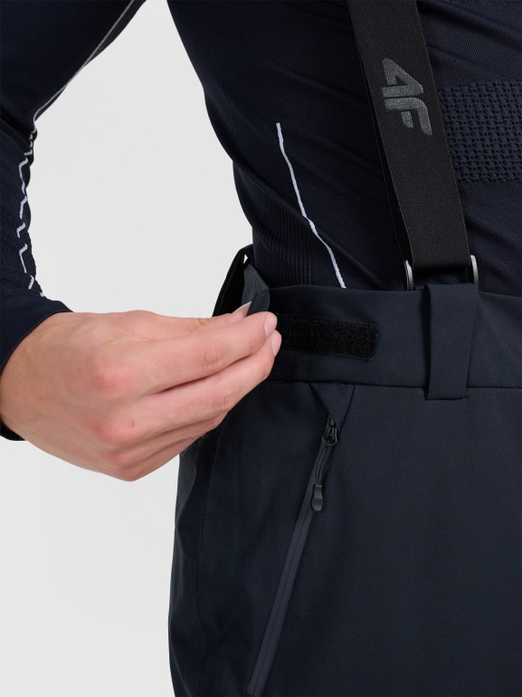 Męskie spodnie narciarskie 4F 4FWAW25TFTRM0928 - czarne