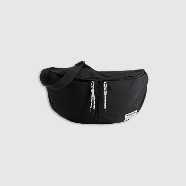 Saszetka damska na ramię 4F 4FRAW25ASBGU104 - czarna