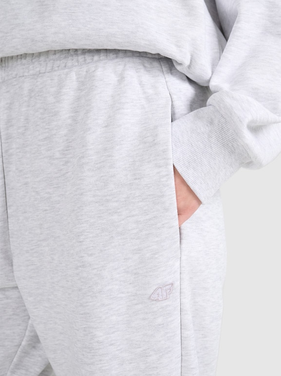Spodnie dresowe joggery uniseks 4F 4FWSS25TTROU0997 - szare