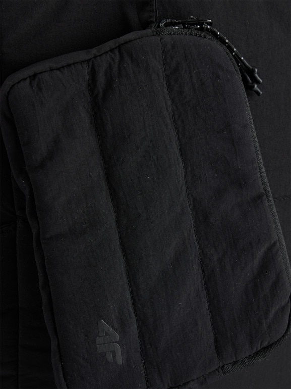 Torba na ramię 27 L 4F 4FWAW25ASBGF091 - czarna