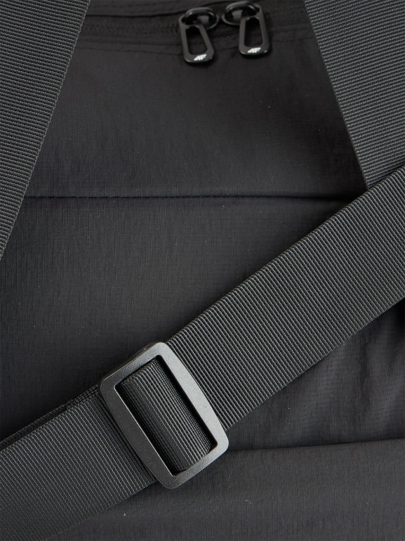 Torba treningowa uniseks 4F 4FWAW24ATBAU004 - czarna