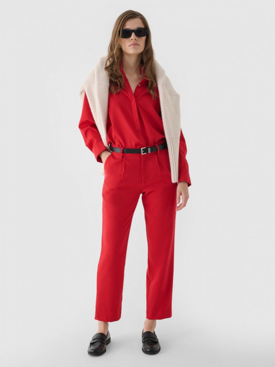 Damskie spodnie casual tkaninowe Outhorn OTHWAW24TTROF1225 - czerwone