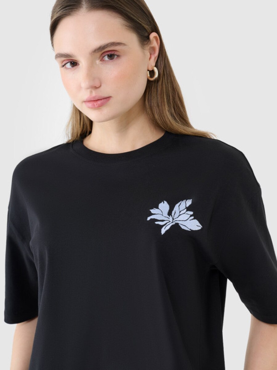 Damski t-shirt oversize z nadrukiem 4F 4FWSS25TTSHF1996 - czarny