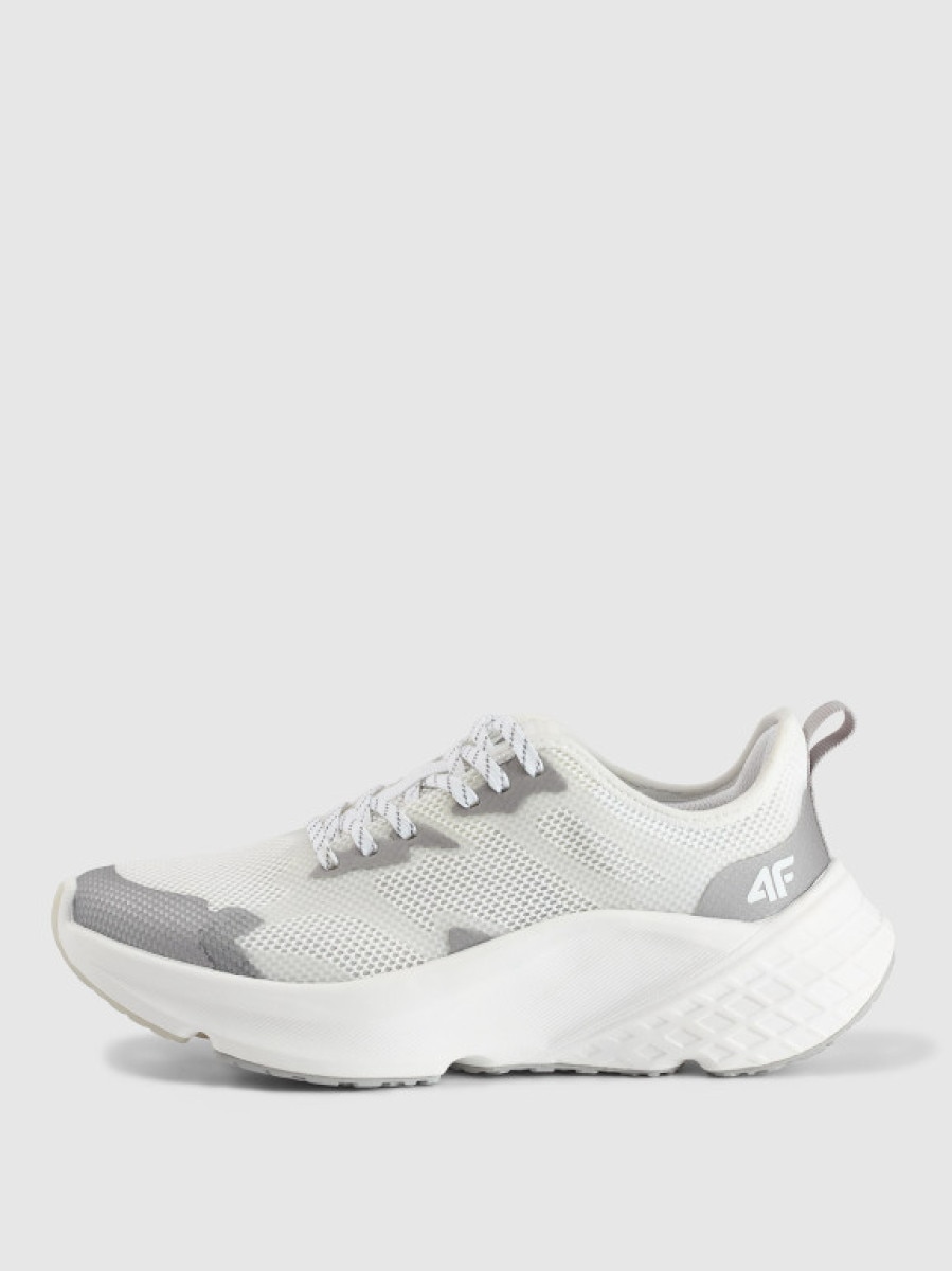 Damskie buty do biegania 4F Freemove Mesh 4FRSS25FSPOF175 - białe