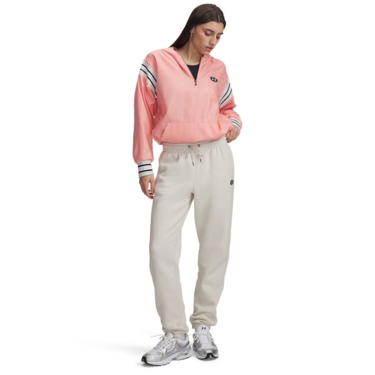 Damskie spodnie dresowe joggery Under Armour Icon Flc Varsity Jogger - białe