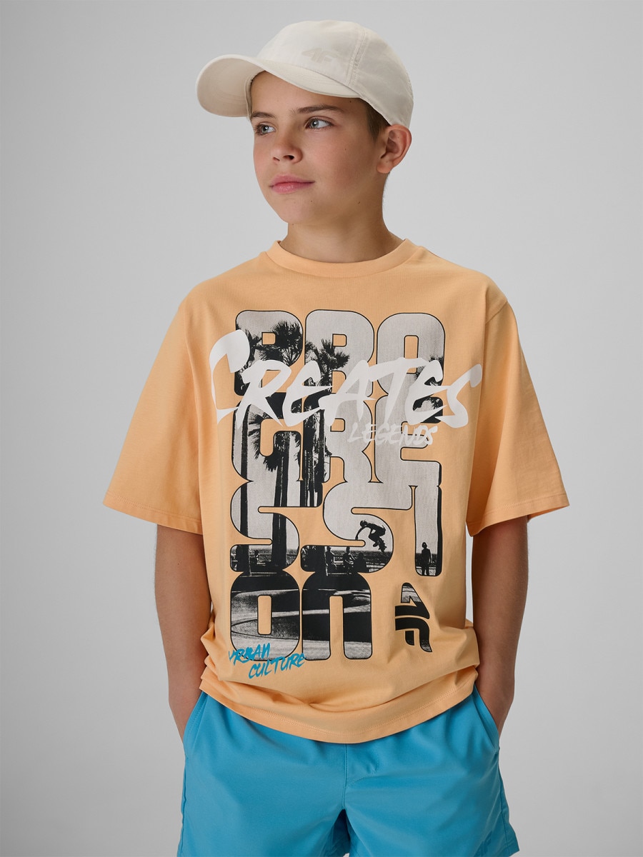 Chłopięcy t-shirt z nadrukiem 4F 4FJRSS26TTSHM4167 - pomarańczowy