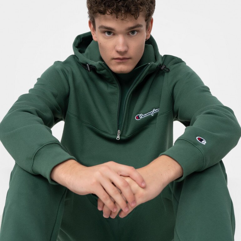 Męska bluza dresowa nierozpinana z kapturem CHAMPION ROCHESTER Half Zip Hooded  Sweatshirt - zielona - SportStyleStory