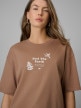 mini: Damski t-shirt z nadrukiem 4F 4FRSS26TTSHF3704 - beżowy (4)