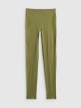 mini: Damskie legginsy do jogi 4F 4FWSS26TFTIF406 - zielone (7)