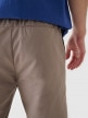 mini: Męskie spodnie casual 4F 4FRAW24TTROM1349 - brązowe (5)