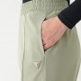 Damskie spodnie dresowe joggery Guess Aurlie Cargo Pants - zielone