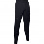 Męskie spodnie treningowe UNDER ARMOUR UNSTOPPABLE TAPERED PANTS - czarne