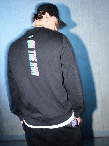 Obrazek dla: 4F Męski longsleeve z nadrukiem 4F 4FRSS26TLONM660  czarny Czarny