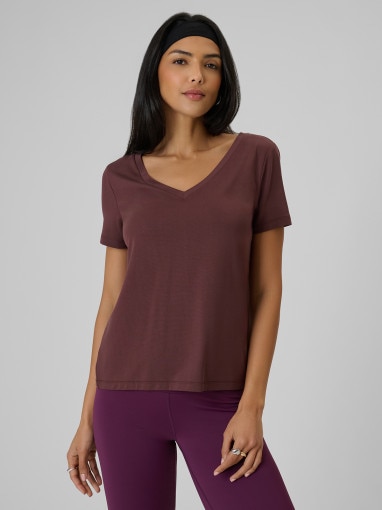 Obrazek dla: 4F Damski tshirt bez nadruku 4F 4FRSS26TTSHF3796  brązowy Brązowy