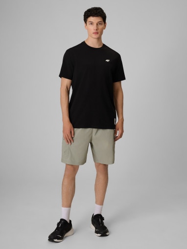 Męski t-shirt z nadrukiem 4F 4FRSS26TTSHM3977 - czarny