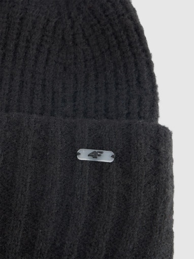 Damska czapka zimowa 4F 4FWAW25ACAPF568 - czarna