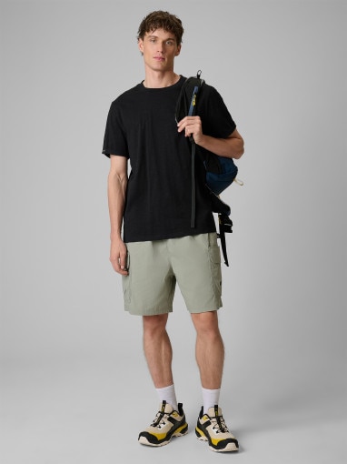 Męski t-shirt bez nadruku 4F 4FWSS26TTSHM3322 - czarny