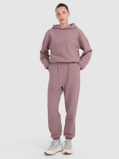 Damska bluza dresowa nierozpinana z kapturem 4F 4FWAW25TSWSF1847 - brązowa