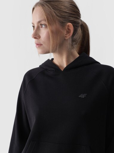 Damska bluza dresowa nierozpinana z kapturem 4F 4FWMM00TSWSF1468 - czarna