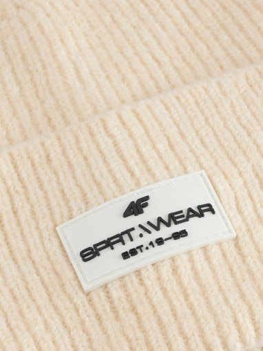 Damska czapka beanie 4F 4FRAW25ACAPF0725 - beżowa