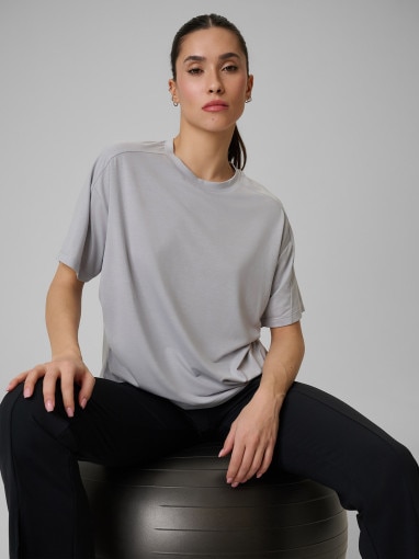  4F Damska koszulka treningowa 4F 4FWSS26TFTSF1811  szara Szary