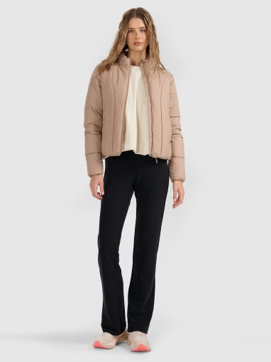 Damska kurtka puchowa pikowana 4F 4FRAW25TDJAF0705 - beżowa