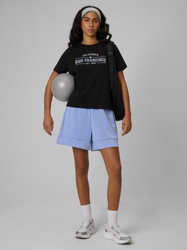 Damski t-shirt boxy z nadrukiem 4F 4FWSS26TTSHF2739 - czarny