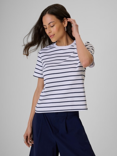 Obrazek dla: 4F Damski tshirt w paski 4F 4FRSS26TTSHF4023  biały Biały